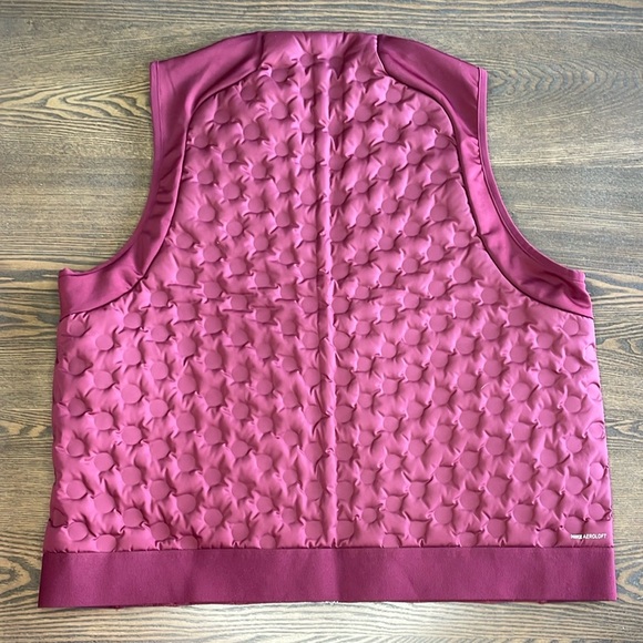Nike Aeroloft Goose Down Running Vest - Picture 3 of 15